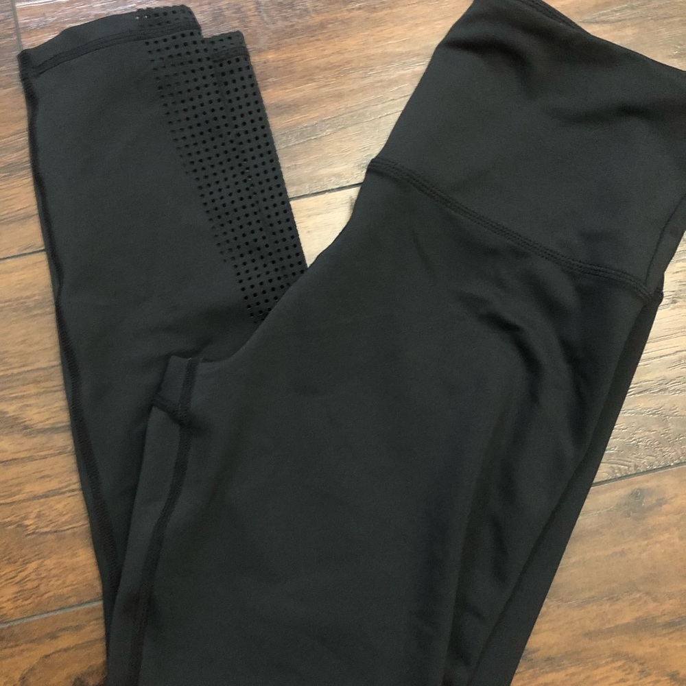 Zyia leggings